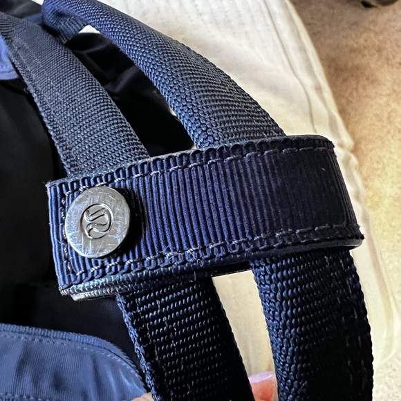 Lululemon Yoga Workout Bag - Picture 3 of 9